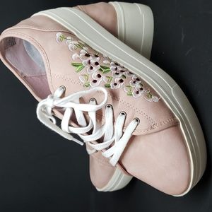 Platform sneakers!